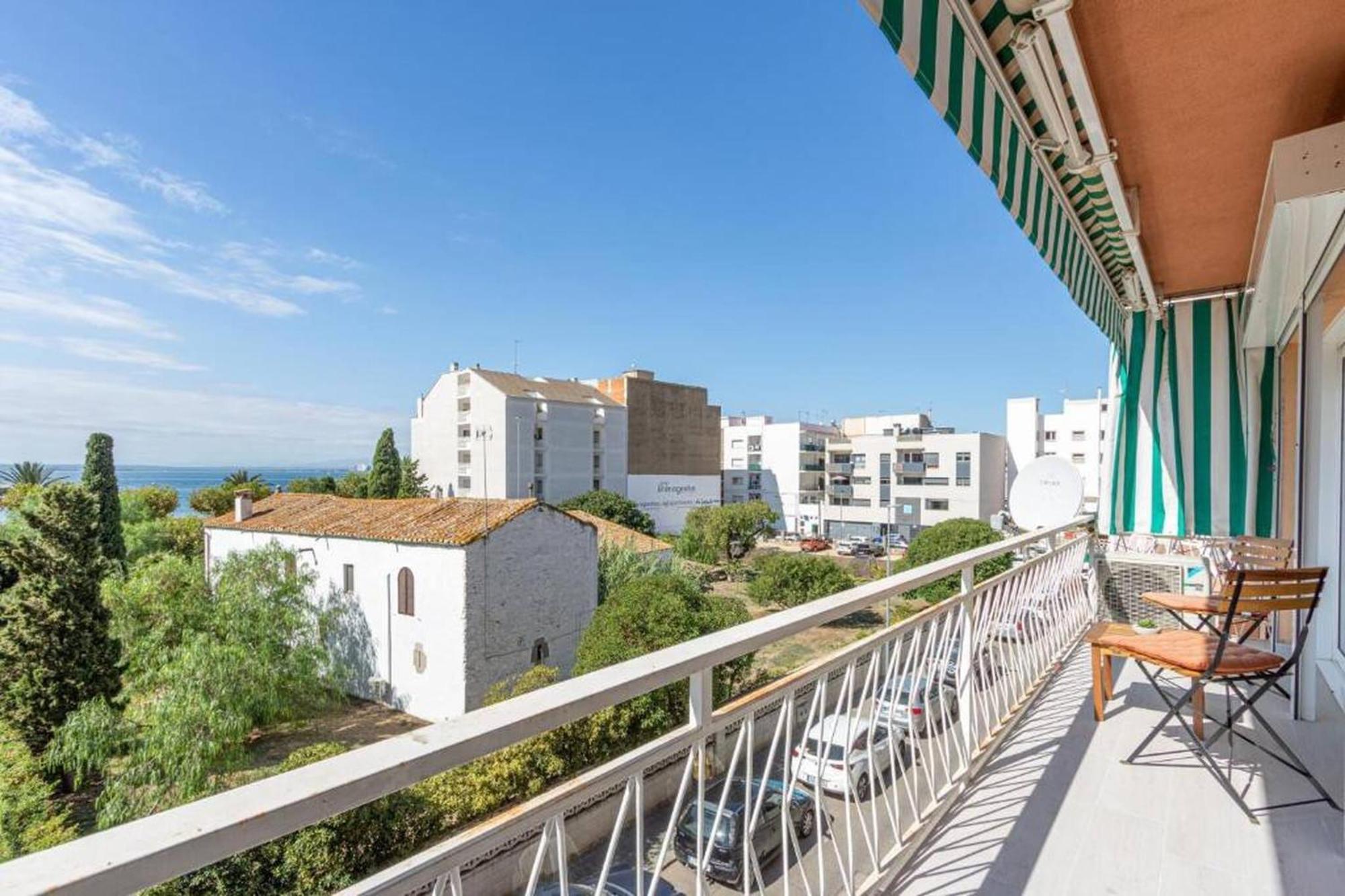 Apartamento Frente Al Mar Roses Exterior photo